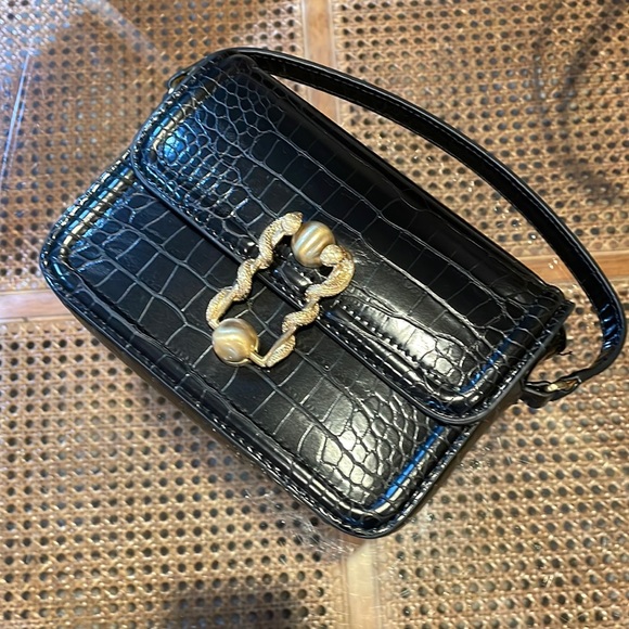 Zara Handbags - NWOT Zara Bag